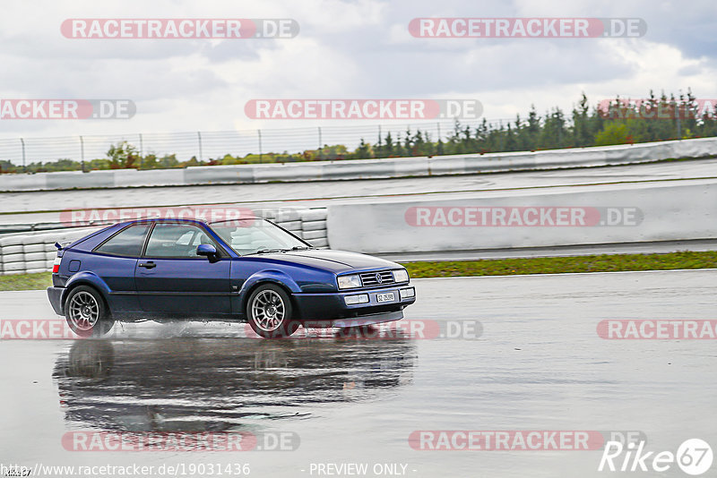 Bild #19031436 - Touristenfahrten Nürburgring Grand-Prix-Strecke (16.09.2022)