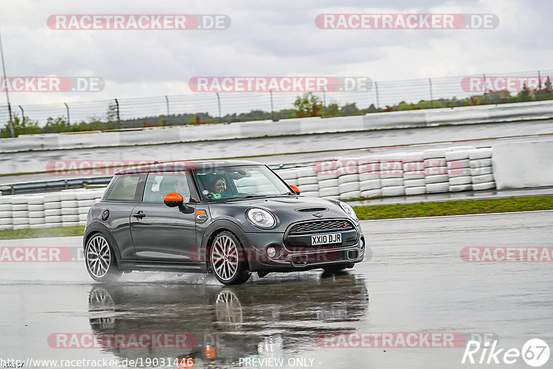 Bild #19031446 - Touristenfahrten Nürburgring Grand-Prix-Strecke (16.09.2022)