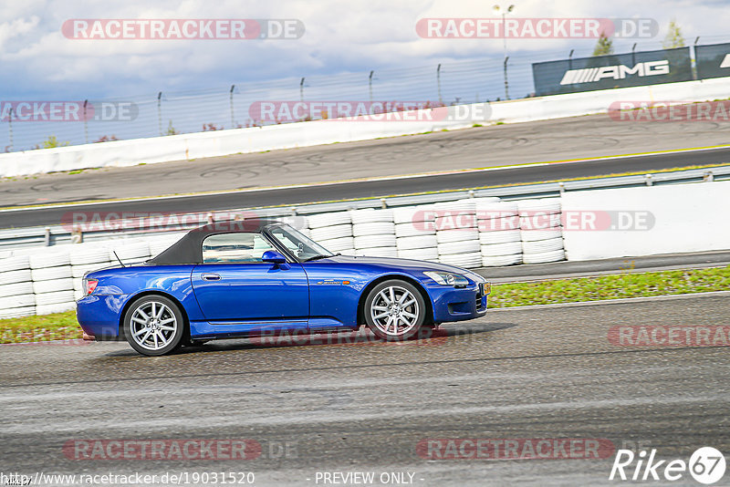 Bild #19031520 - Touristenfahrten Nürburgring Grand-Prix-Strecke (16.09.2022)