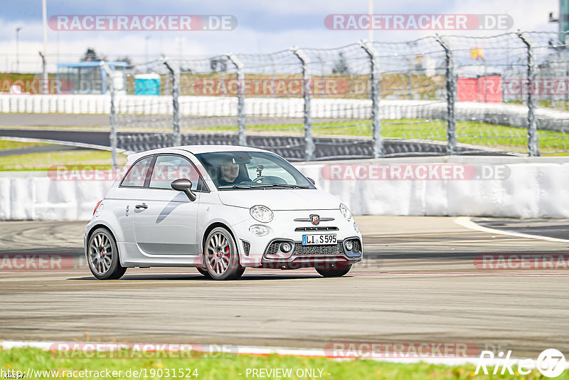 Bild #19031524 - Touristenfahrten Nürburgring Grand-Prix-Strecke (16.09.2022)