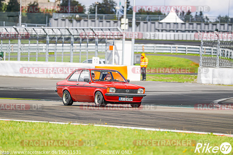 Bild #19031531 - Touristenfahrten Nürburgring Grand-Prix-Strecke (16.09.2022)