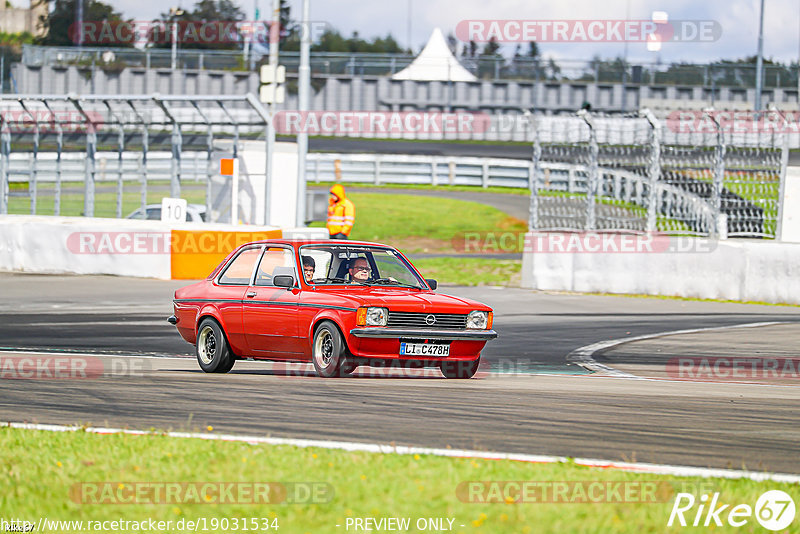 Bild #19031534 - Touristenfahrten Nürburgring Grand-Prix-Strecke (16.09.2022)