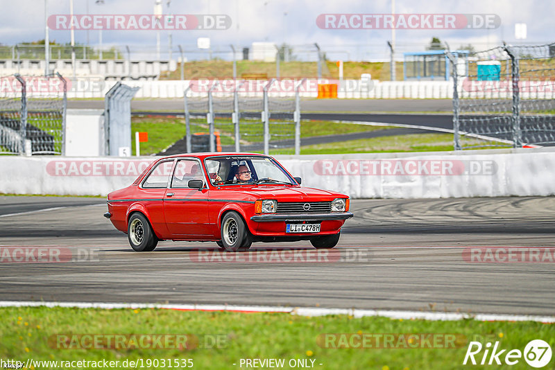 Bild #19031535 - Touristenfahrten Nürburgring Grand-Prix-Strecke (16.09.2022)