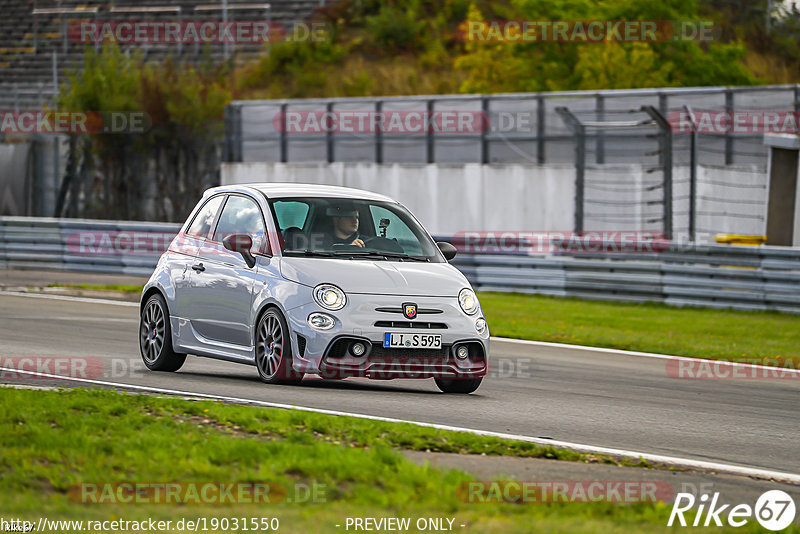 Bild #19031550 - Touristenfahrten Nürburgring Grand-Prix-Strecke (16.09.2022)