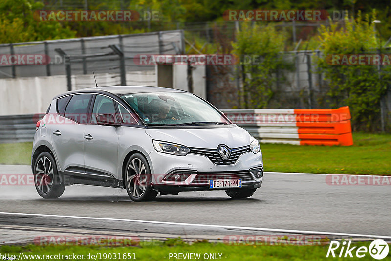 Bild #19031651 - Touristenfahrten Nürburgring Grand-Prix-Strecke (16.09.2022)