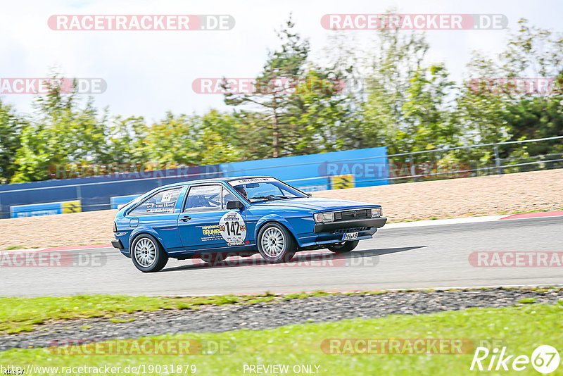 Bild #19031879 - Touristenfahrten Nürburgring Grand-Prix-Strecke (16.09.2022)