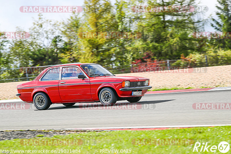 Bild #19031884 - Touristenfahrten Nürburgring Grand-Prix-Strecke (16.09.2022)