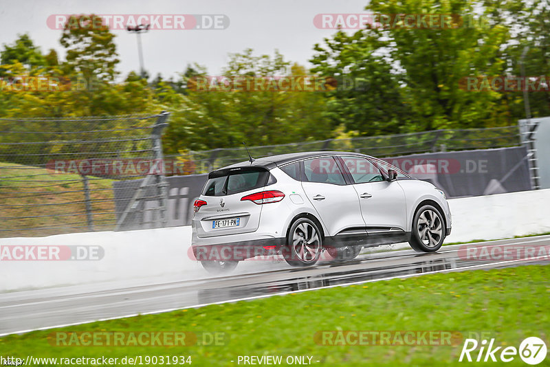 Bild #19031934 - Touristenfahrten Nürburgring Grand-Prix-Strecke (16.09.2022)