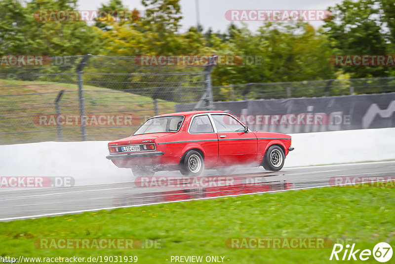 Bild #19031939 - Touristenfahrten Nürburgring Grand-Prix-Strecke (16.09.2022)