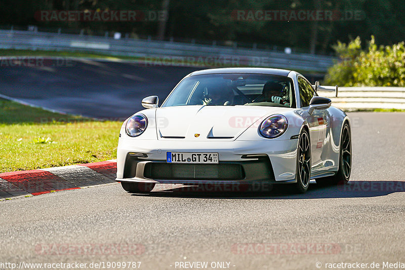 Bild #19099787 - Manthey-Racing Nordschleifen Trackday (21.9.2022)