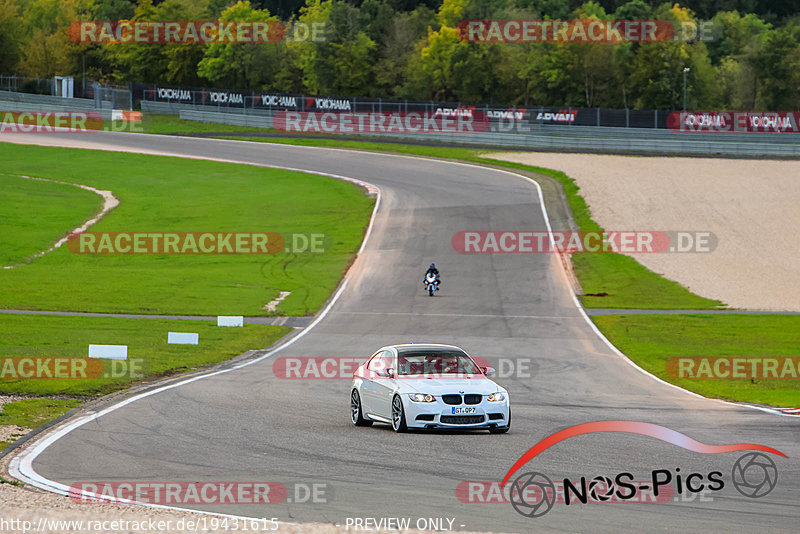 Bild #19431615 - Touristenfahrten Nürburgring Grandprix (03.10.2022)