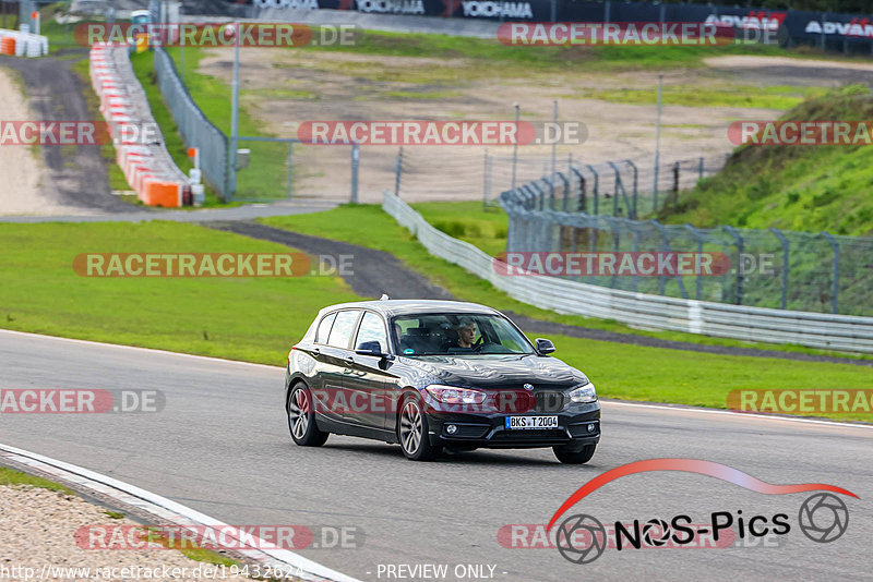 Bild #19432624 - Touristenfahrten Nürburgring Grandprix (03.10.2022)