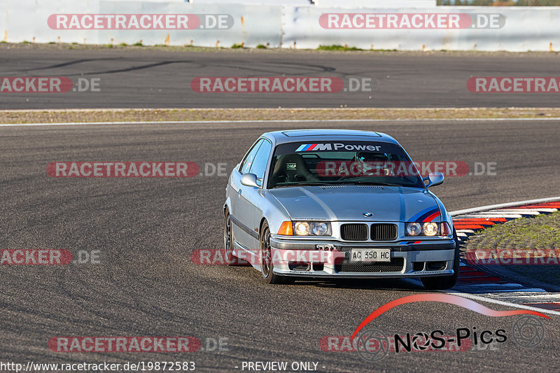 Bild #19872583 - Touristenfahrten Nürburgring Grand-Prix-Strecke (01.11.2022) 