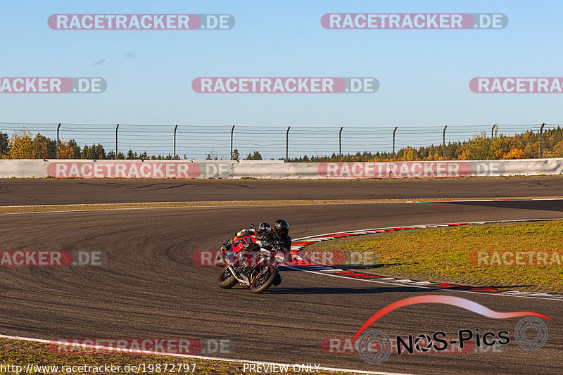 Bild #19872797 - Touristenfahrten Nürburgring Grand-Prix-Strecke (01.11.2022) 