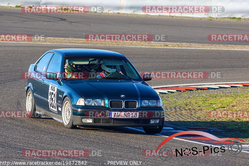 Bild #19872842 - Touristenfahrten Nürburgring Grand-Prix-Strecke (01.11.2022) 