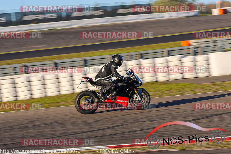 Bild #19873073 - Touristenfahrten Nürburgring Grand-Prix-Strecke (01.11.2022) 