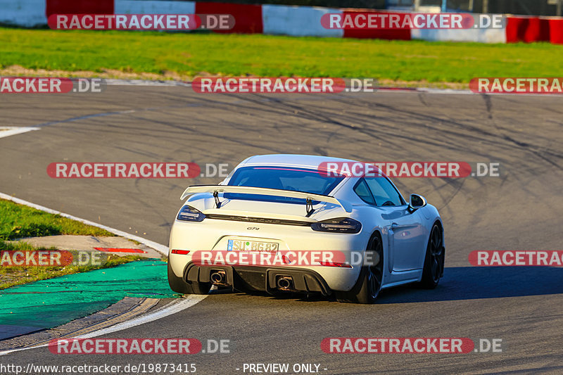 Bild #19873415 - Touristenfahrten Nürburgring Grand-Prix-Strecke (01.11.2022) 