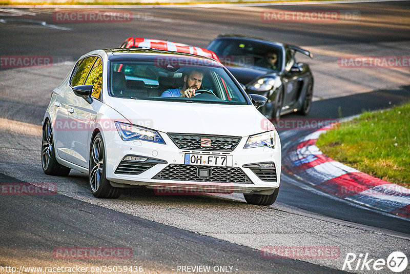 Bild #25059436 - Touristenfahrten Nürburgring Nordschleife (02.10.2023)