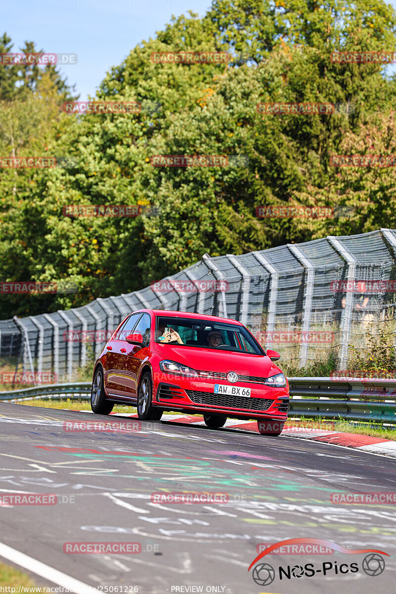 Bild #25061226 - Touristenfahrten Nürburgring Nordschleife (02.10.2023)