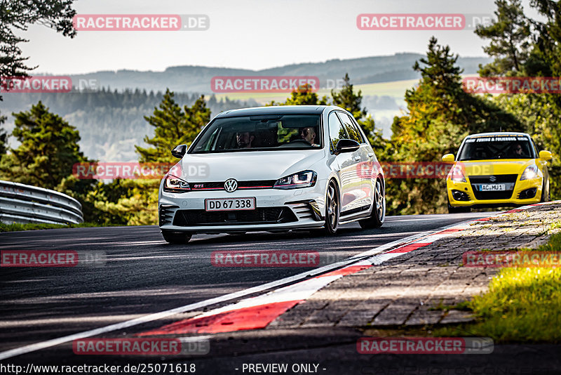 Bild #25071618 - Touristenfahrten Nürburgring Nordschleife (02.10.2023)