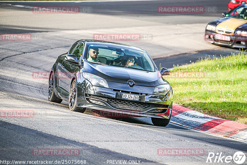 Bild #25075668 - Touristenfahrten Nürburgring Nordschleife (02.10.2023)