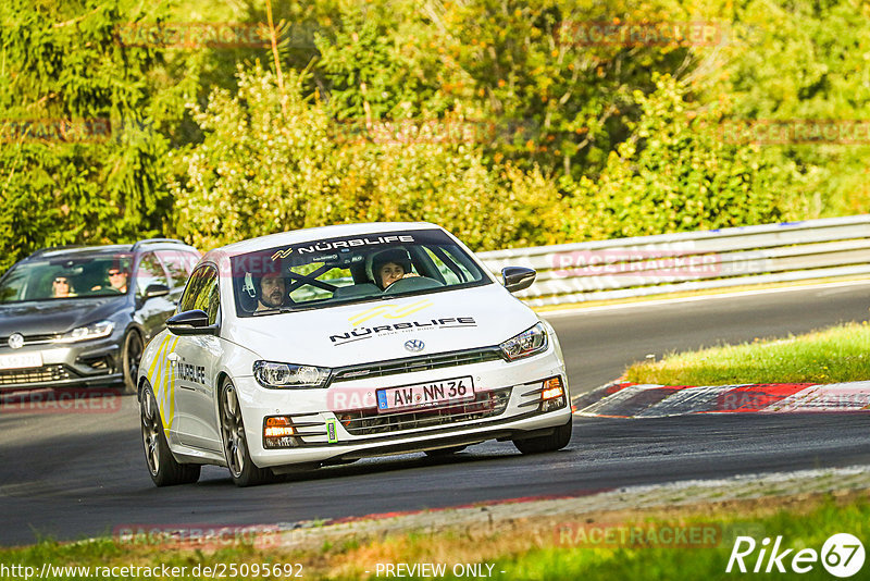 Bild #25095692 - Touristenfahrten Nürburgring Nordschleife (02.10.2023)