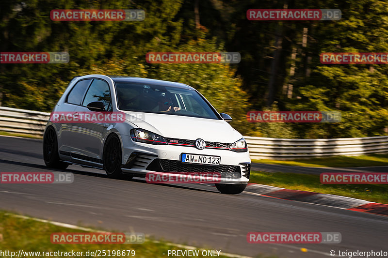 Bild #25198679 - Touristenfahrten Nürburgring Nordschleife (02.10.2023)