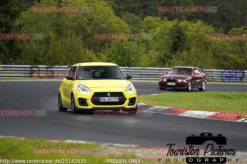 Bild #25142635 - Touristenfahrten Nürburgring Nordschleife (03.10.2023)