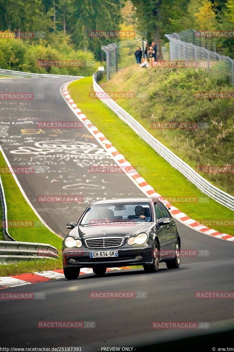 Bild #25187391 - Touristenfahrten Nürburgring Nordschleife (03.10.2023)