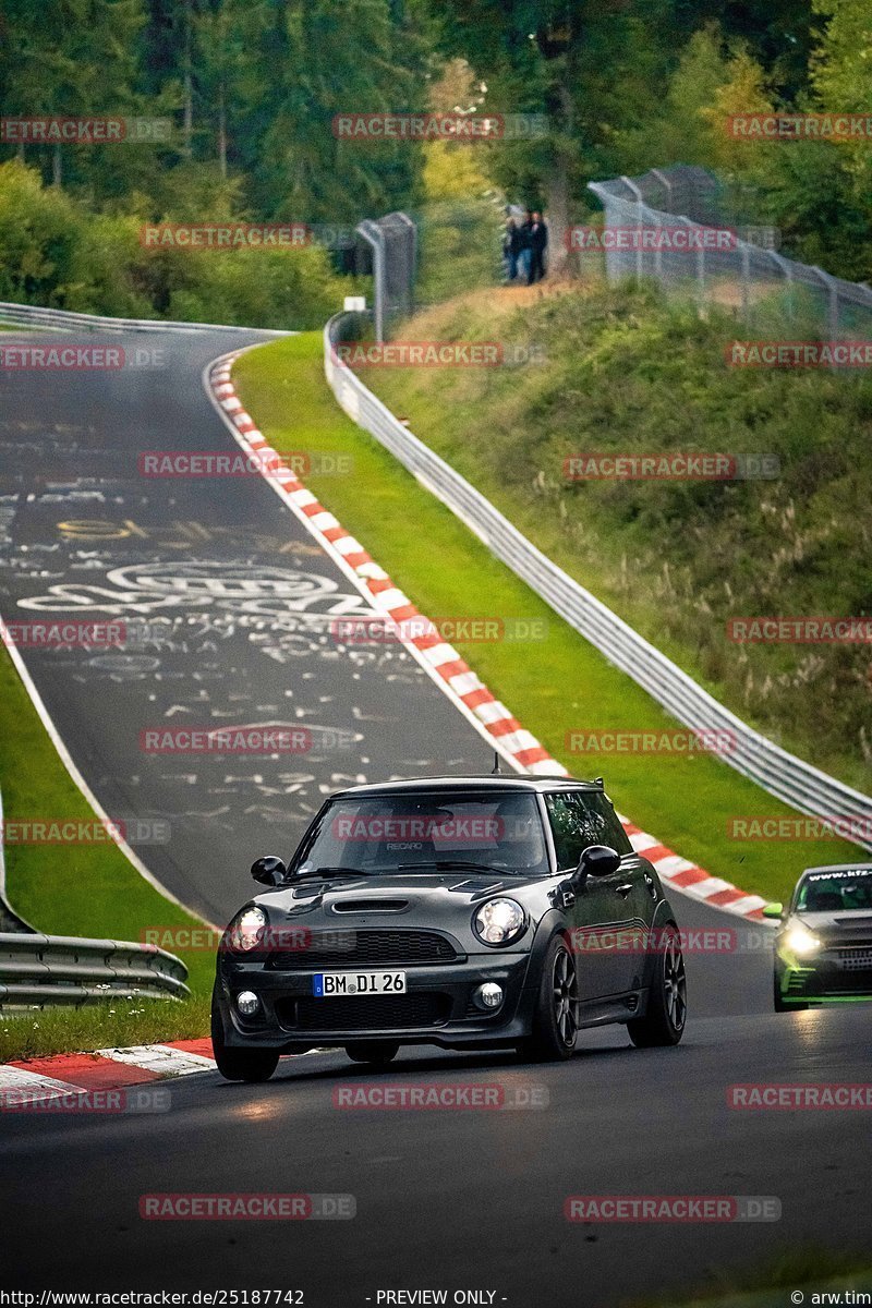 Bild #25187742 - Touristenfahrten Nürburgring Nordschleife (03.10.2023)