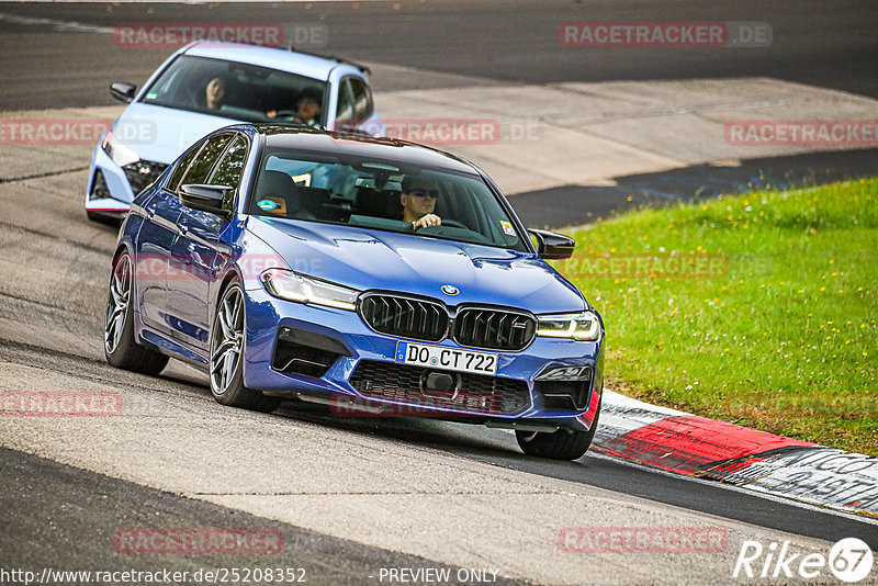 Bild #25208352 - Touristenfahrten Nürburgring Nordschleife (04.10.2023)