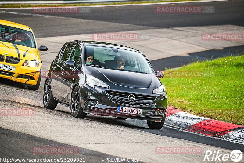 Bild #25209321 - Touristenfahrten Nürburgring Nordschleife (04.10.2023)