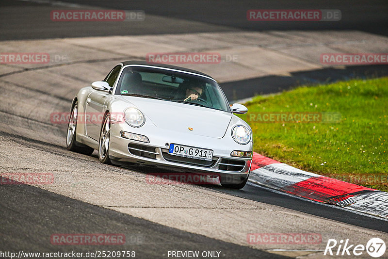 Bild #25209758 - Touristenfahrten Nürburgring Nordschleife (04.10.2023)