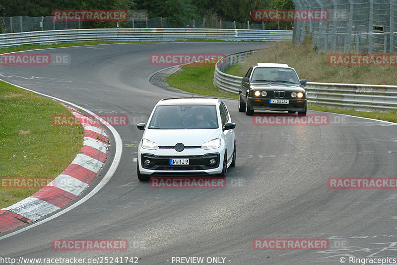 Bild #25241742 - Touristenfahrten Nürburgring Nordschleife (07.10.2023)