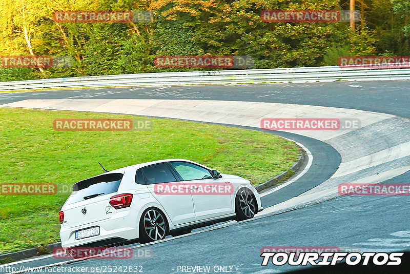 Bild #25242632 - Touristenfahrten Nürburgring Nordschleife (07.10.2023)