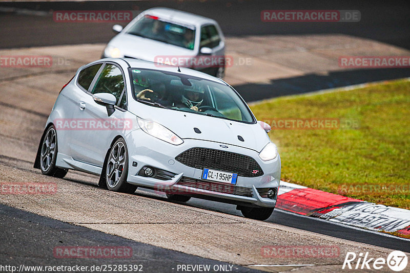 Bild #25285392 - Touristenfahrten Nürburgring Nordschleife (12.10.2023)