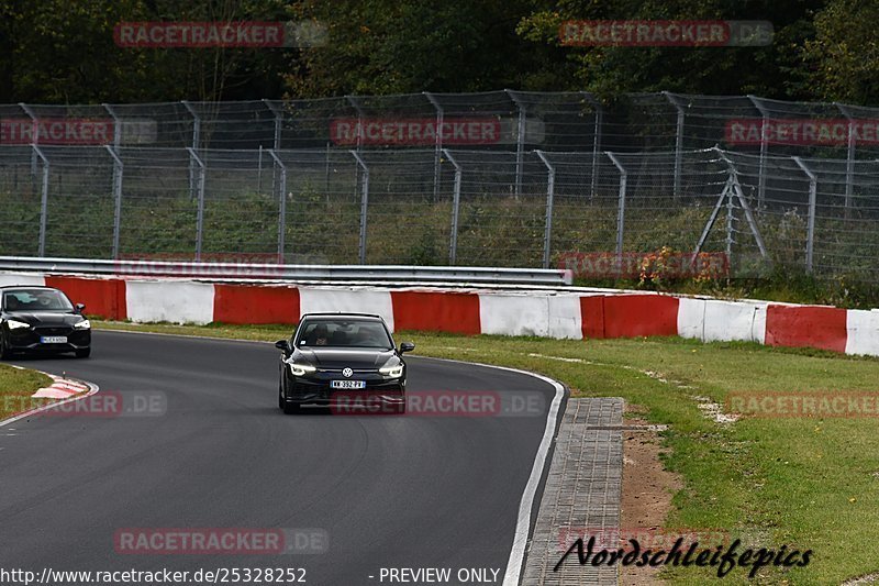 Bild #25328252 - Touristenfahrten Nürburgring Nordschleife (14.10.2023)