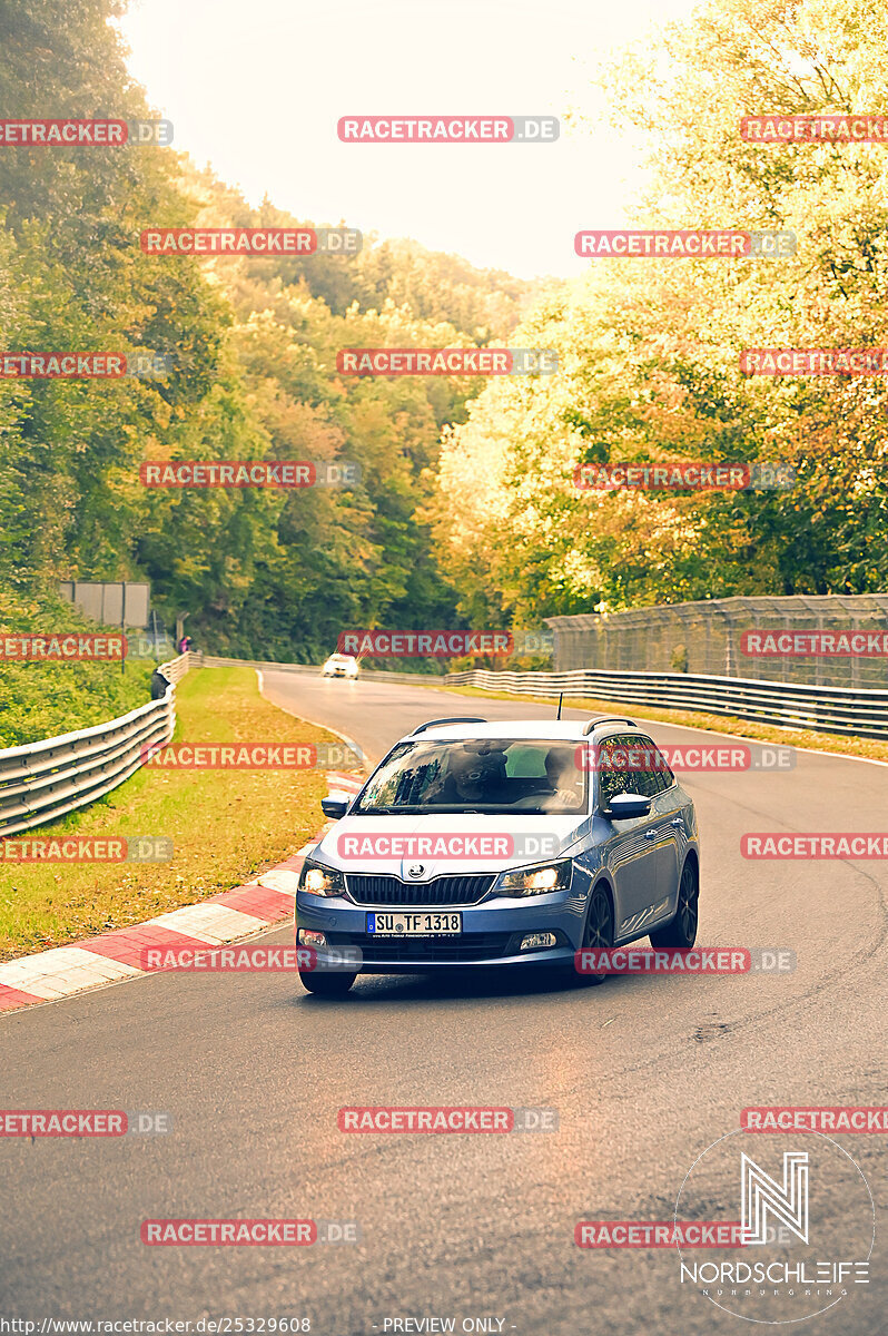 Bild #25329608 - Touristenfahrten Nürburgring Nordschleife (14.10.2023)