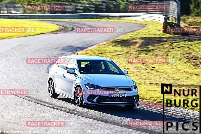 Bild #25341798 - Touristenfahrten Nürburgring Nordschleife (14.10.2023)