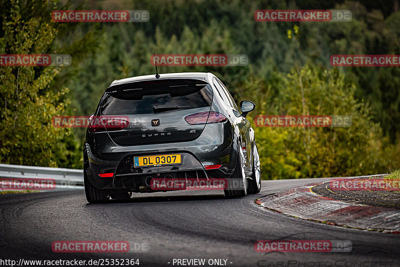 Bild #25352364 - Touristenfahrten Nürburgring Nordschleife (14.10.2023)