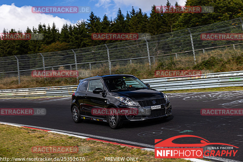 Bild #25352670 - Touristenfahrten Nürburgring Nordschleife (14.10.2023)