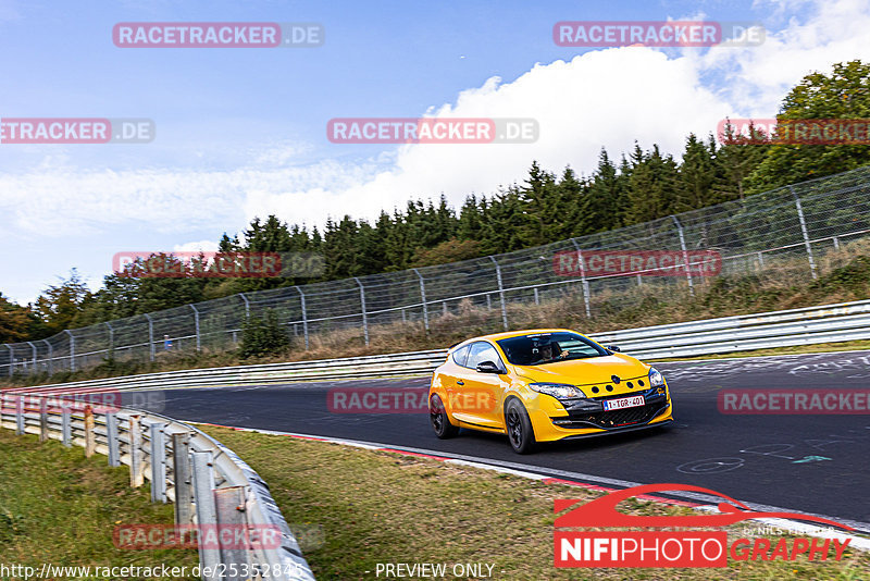 Bild #25352845 - Touristenfahrten Nürburgring Nordschleife (14.10.2023)