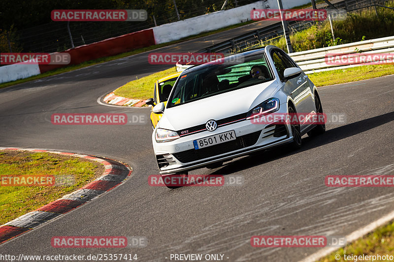 Bild #25357414 - Touristenfahrten Nürburgring Nordschleife (14.10.2023)