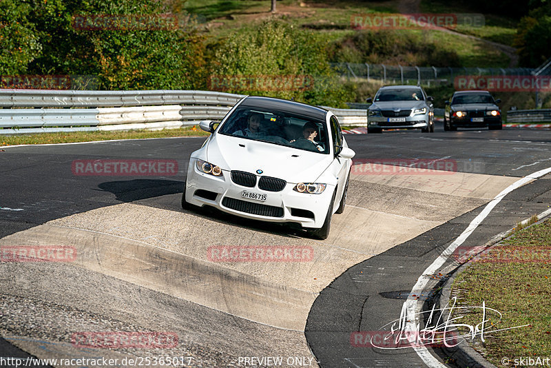 Bild #25365017 - Touristenfahrten Nürburgring Nordschleife (14.10.2023)