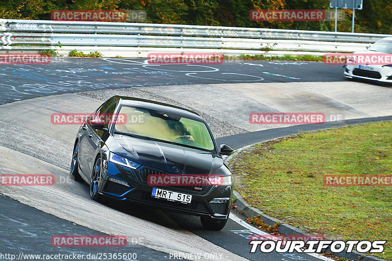 Bild #25365600 - Touristenfahrten Nürburgring Nordschleife (14.10.2023)