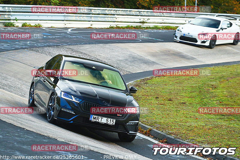 Bild #25365601 - Touristenfahrten Nürburgring Nordschleife (14.10.2023)