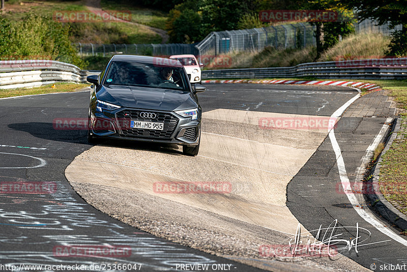 Bild #25366047 - Touristenfahrten Nürburgring Nordschleife (14.10.2023)