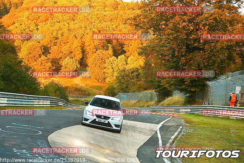 Bild #25382019 - Touristenfahrten Nürburgring Nordschleife (14.10.2023)