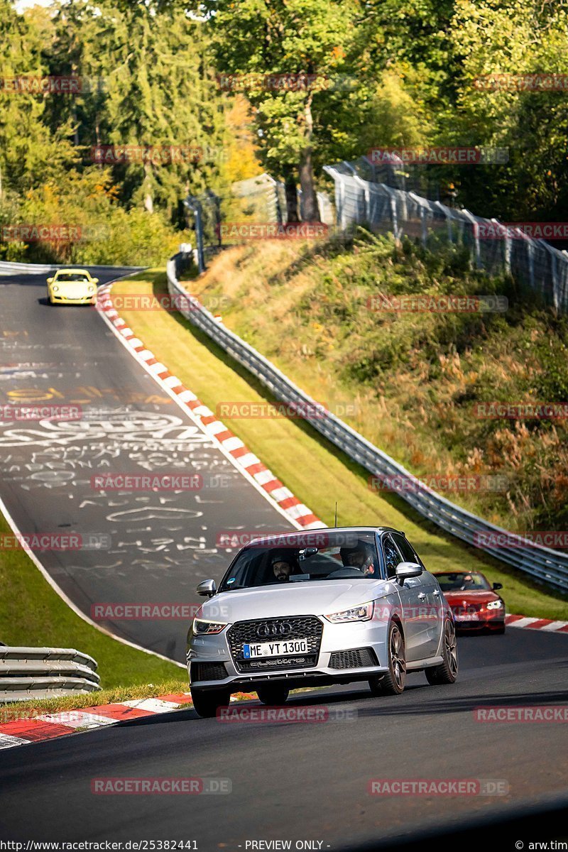 Bild #25382441 - Touristenfahrten Nürburgring Nordschleife (14.10.2023)