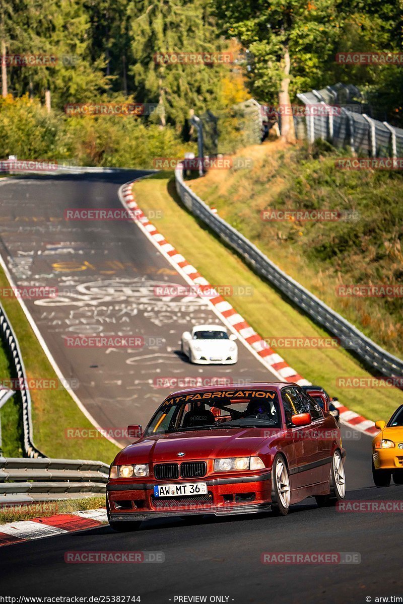 Bild #25382744 - Touristenfahrten Nürburgring Nordschleife (14.10.2023)